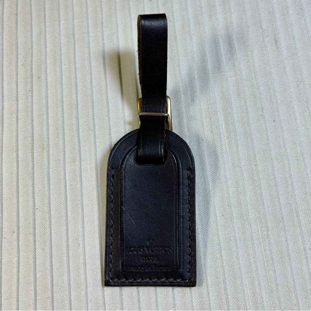 Louis Vuitton Small/Mini Luggage Tag in Dark Brown, Free Non LV Clasp.